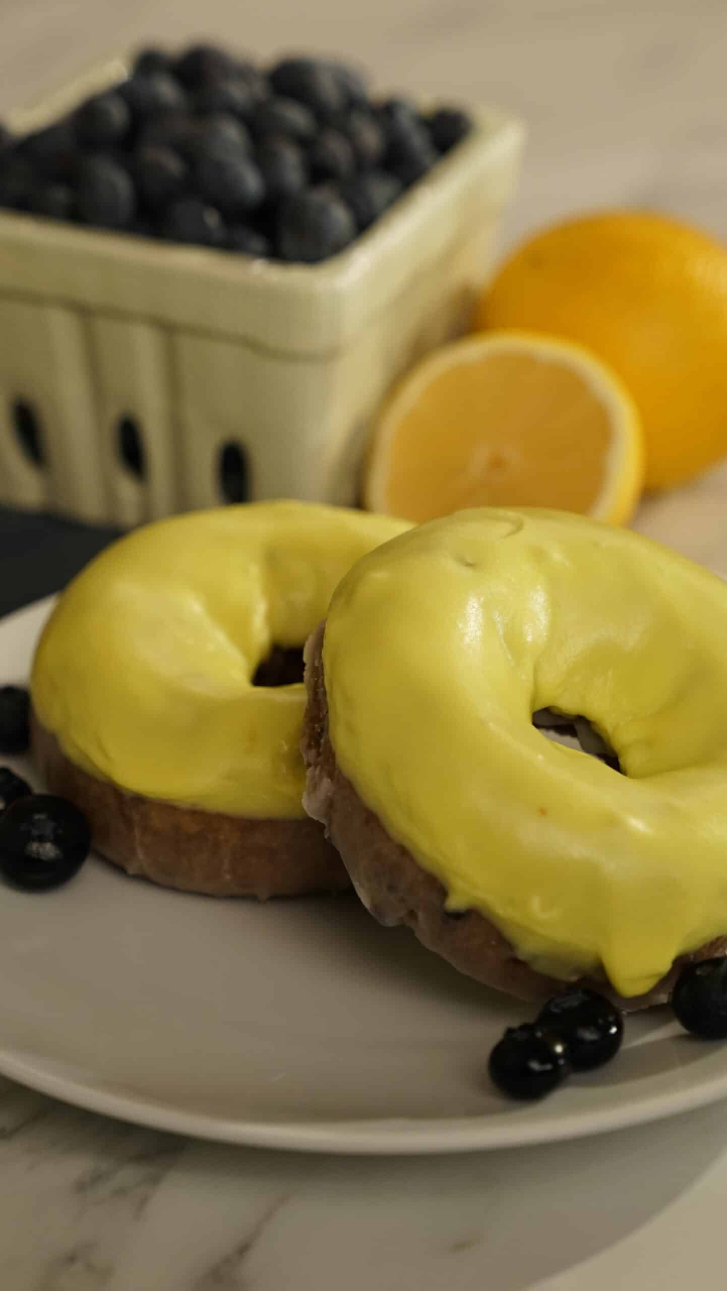 1026_Cake BlueBerry Lemon Iced