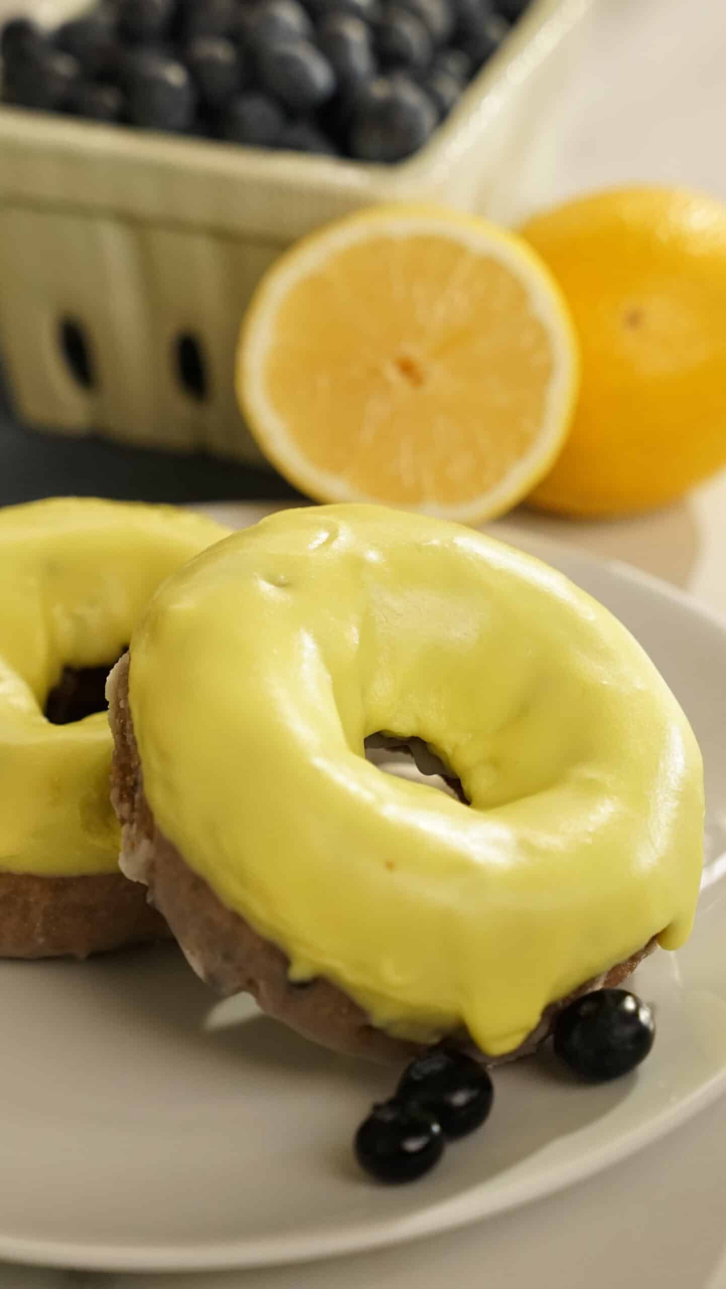 1026_Cake BlueBerry Lemon Iced